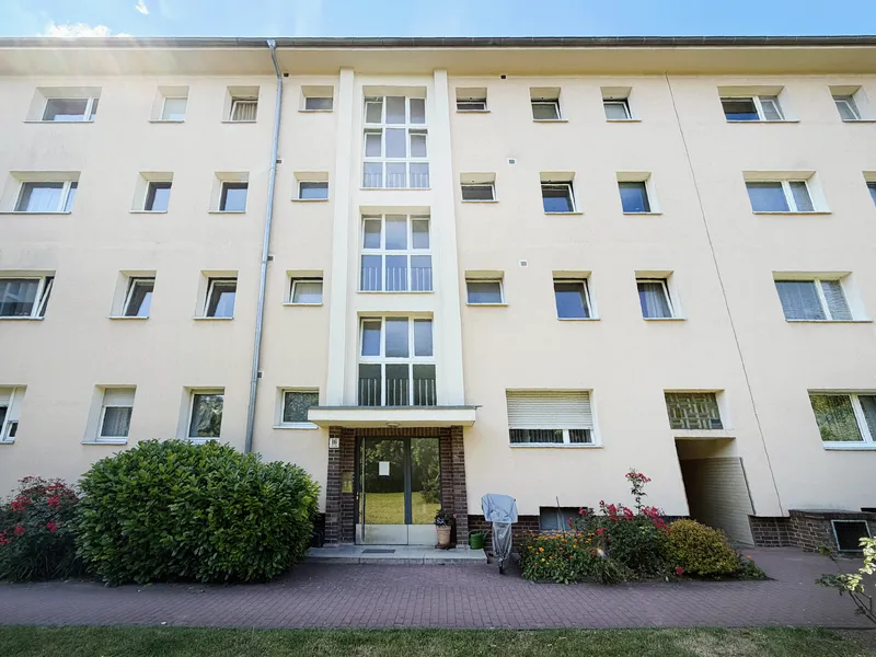 Stilvoll wohnen – Möblierte 2-Zimmer-Wohnung in Buckow — photo 1